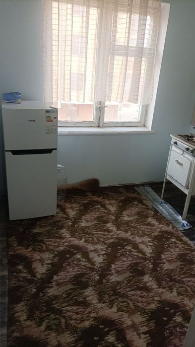 Zudlik bilan frunze massifda 1xonali kvartira ijaraga beriladi