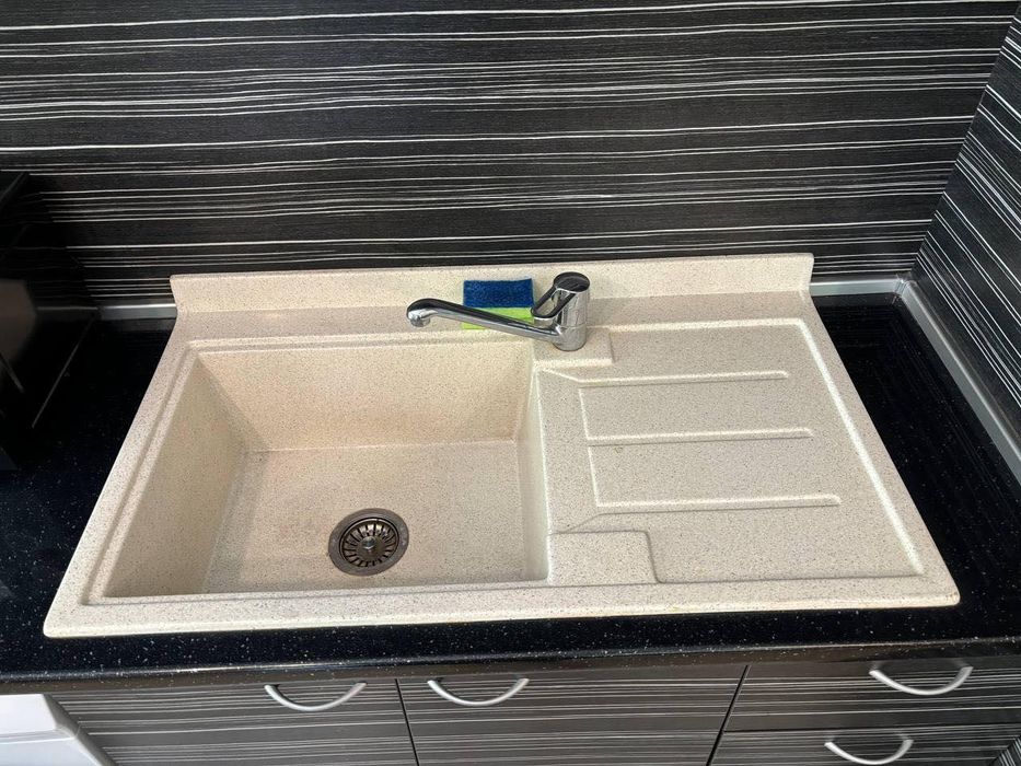 Дава се под наем Двустаен апартамент в Варна, Лятно кино Тракия - 60 кв.м за 600 € - Снимка #2