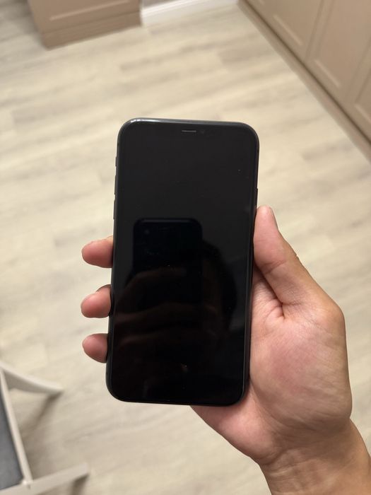 Iphone 11, 100 акум