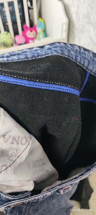 Продам джинсы утепленые на подростка