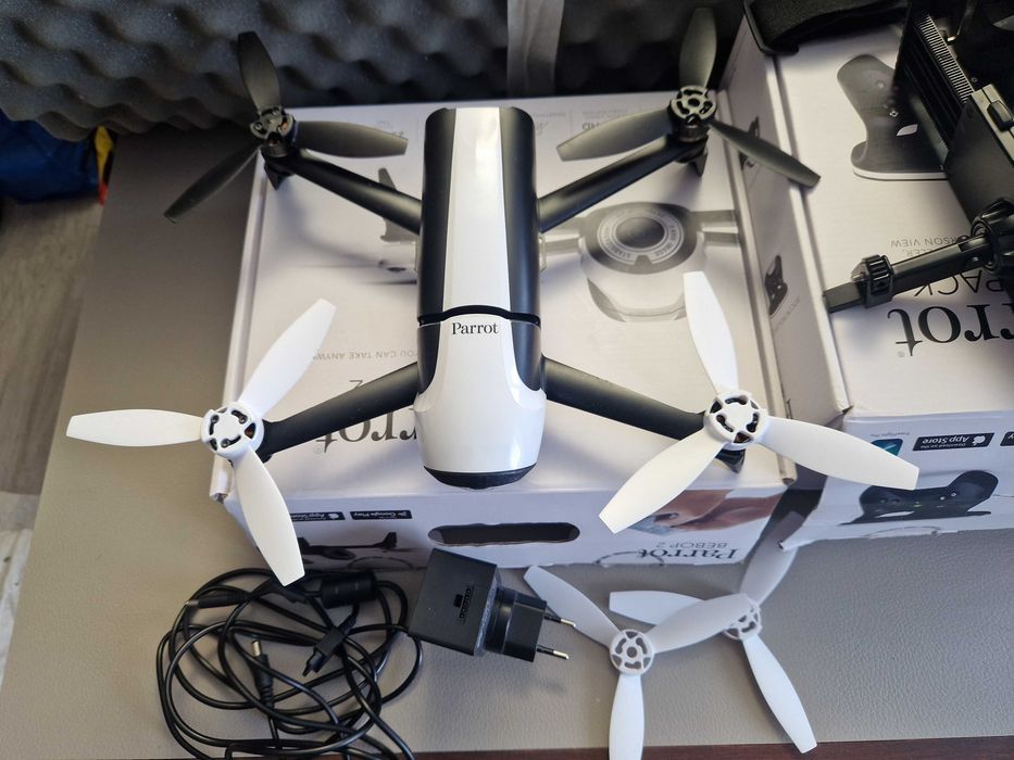 Дрон Parrot BeBop 2 14Mp + fpv pack 2km