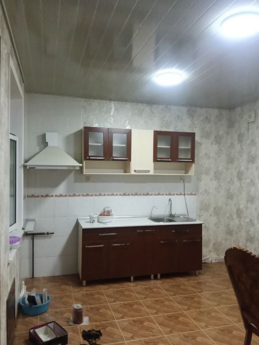 Учтепмнский район Камчатка из-за  3 соток 5 комн