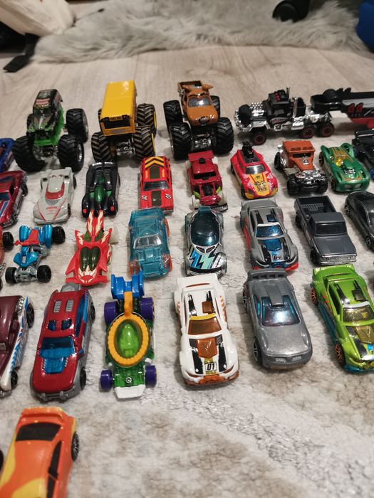 Колички Hot Wheels