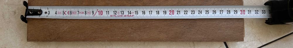 Продавам използван естествен буков паркет 30 Х 6 Х 1,8 см