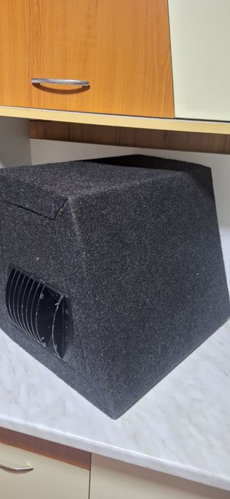 250 lei Incinta subwoofer cu amplificare Emphaser