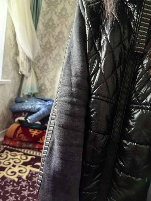 Куртку осенний хорошего качество