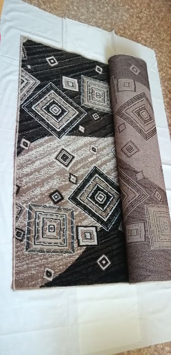 Продам палас 1,5 × 5,5 метра