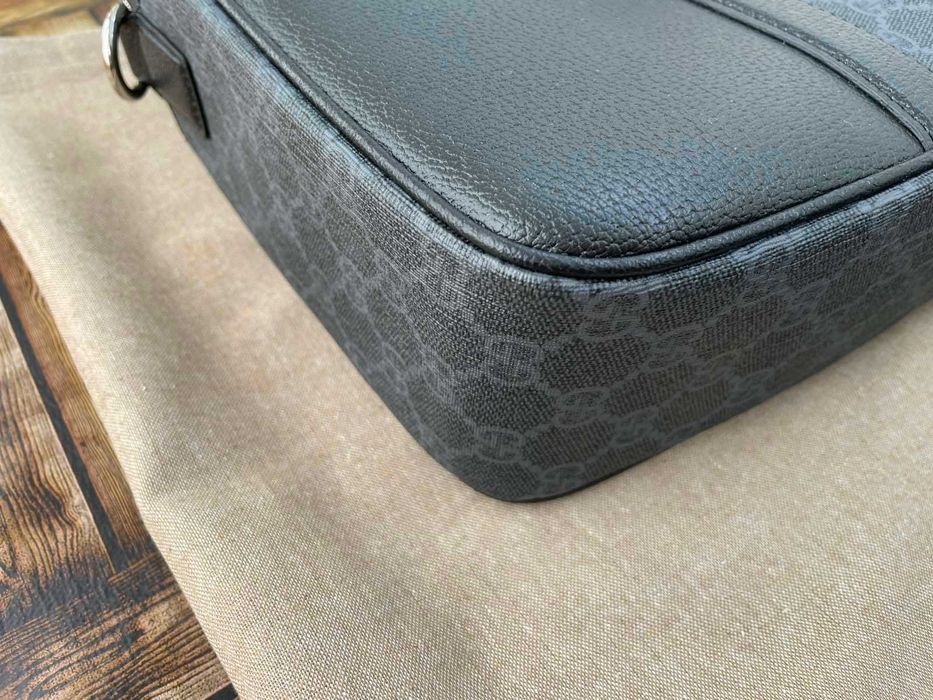 Оригинална Чанта Гучи Куфарче Естествена Кожа Gucci GG Supreme Canvas