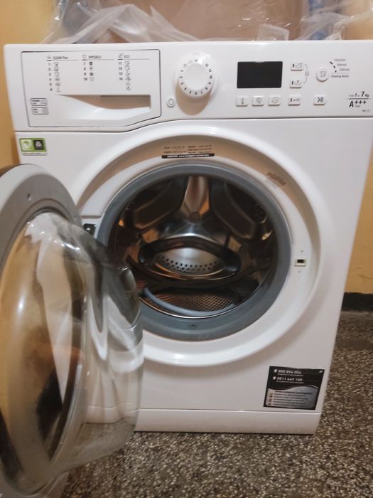 Пералня Hotpoint Ariston