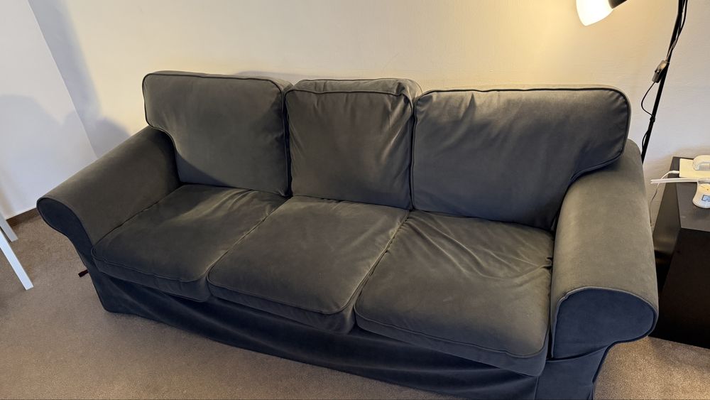 Canapea ikea aproape noua