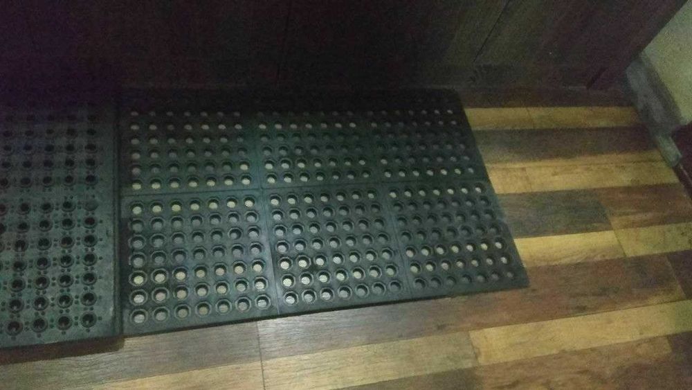 Барная резина,бармат,резина для пола