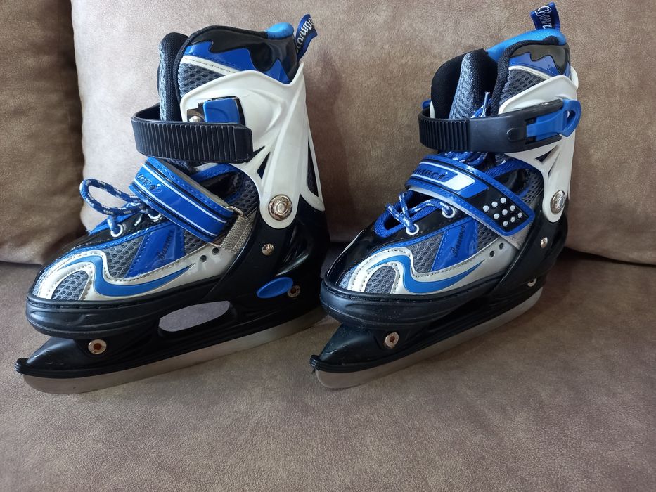 Продам коньки размер 31-34