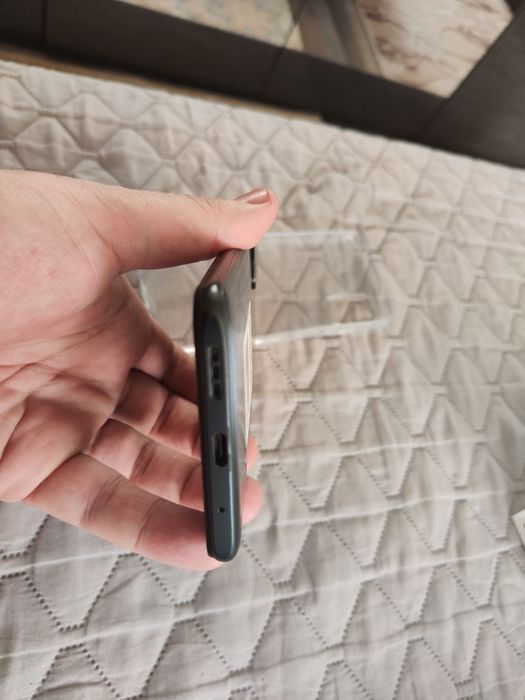 Продаю телефон Redmi Note 10