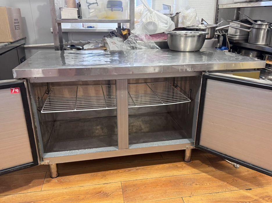 стол холодильный 150*70