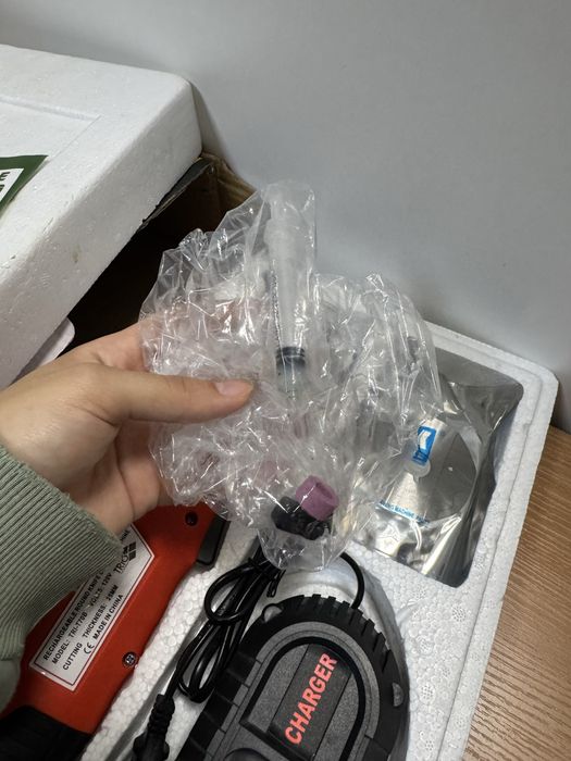 DC-70 (rechargeable / round / дисковый раскройный нож