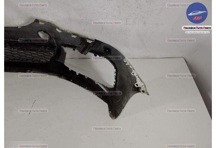 Bara fata originala cu senzori spalatori si grila inferioara G31 M Spo