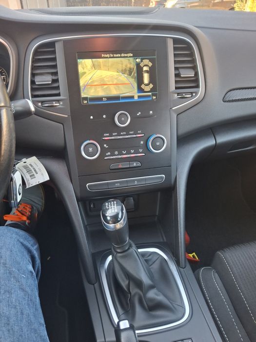 Renault megane 4/ 2019/1.5 dci Rate