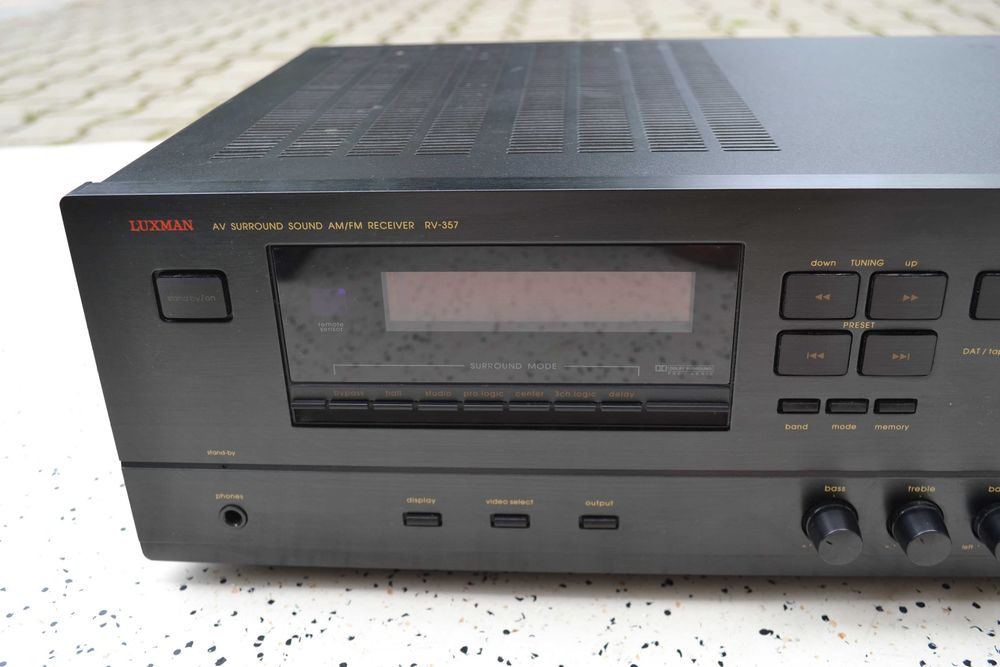 Amplificator Luxman RV 357