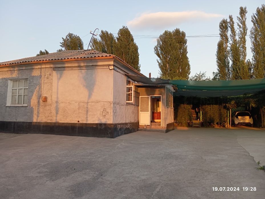 Уй сотилади,20 сотих! Булип хам сотаман,5 ёки 6 сотихдан!