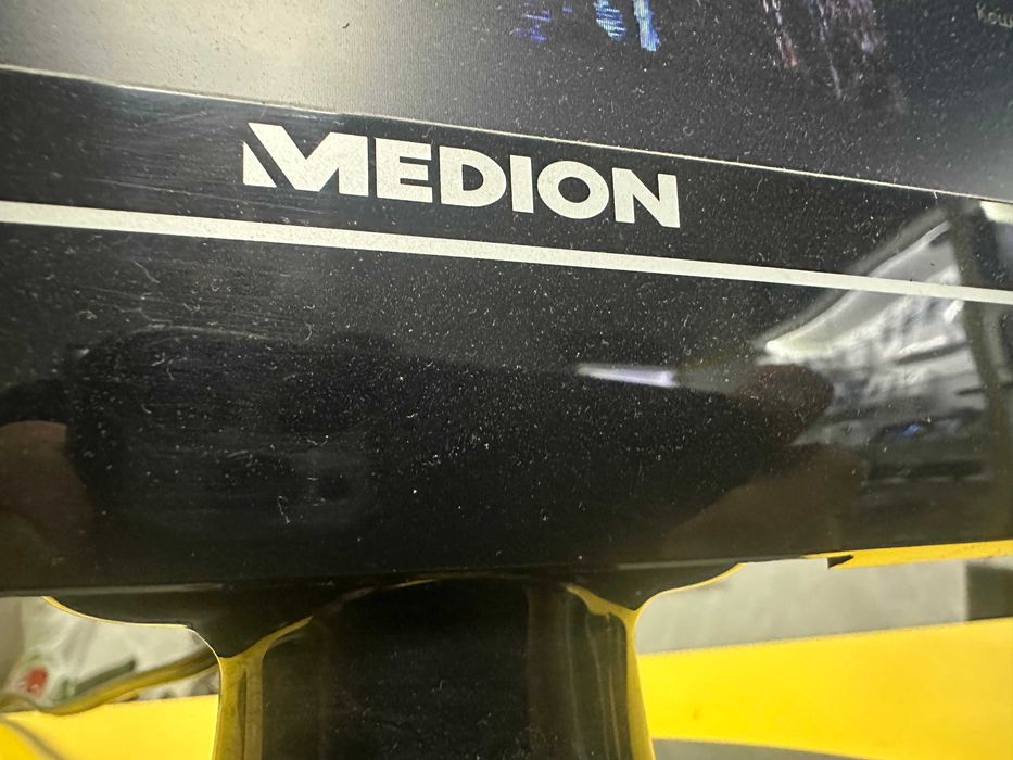 Монитор Medion Akoya P54060 (MD 20260)