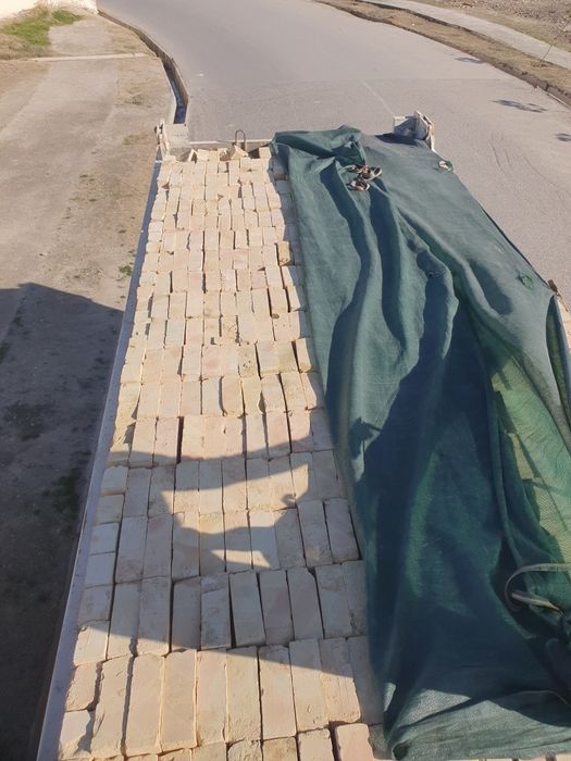 Полутора ва стандарт гишт бор.