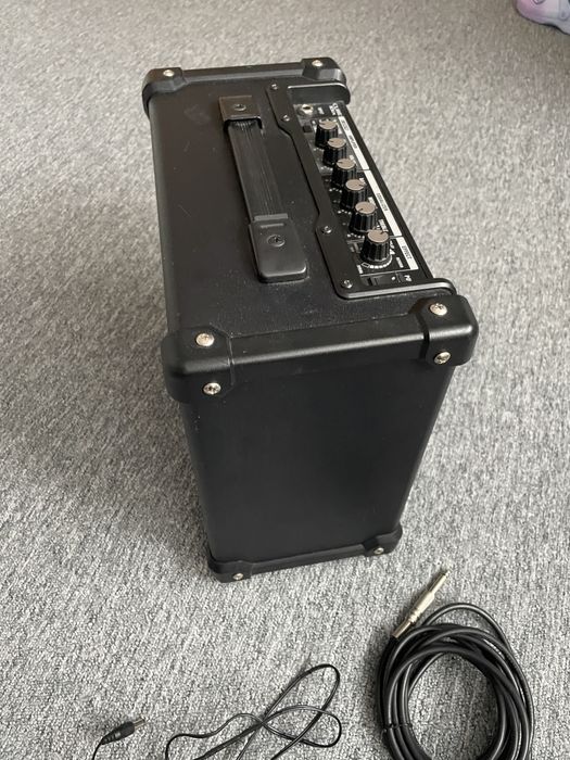 Amplificator Chitara ROLAND CUBE 10GX