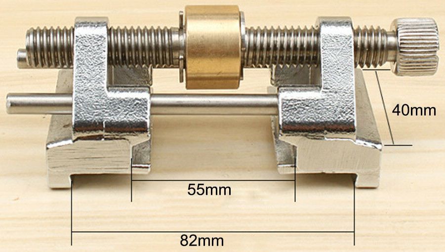 Dispozitiv de ascutit in unghi. Nou
