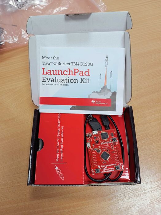 placa dezvoltare TI Tiva C Series TM4C123C LaunchPad Evaluation Kit