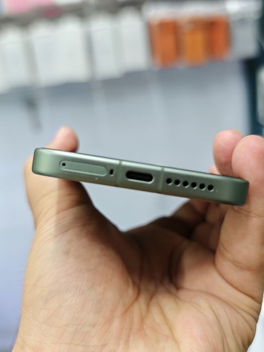 Xiaomi 17 Pro Official proshivkada. China boʻladi bular