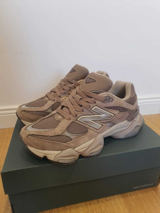 New Balance 9060 - marimea 38 - Noi