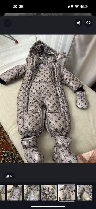 Продам детский комбинезон