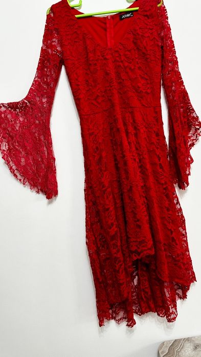 Rochie din dantela roșie marimea 38