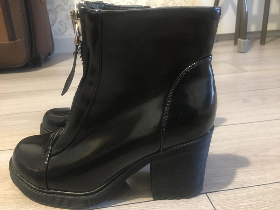 Женская обувь 38 размер