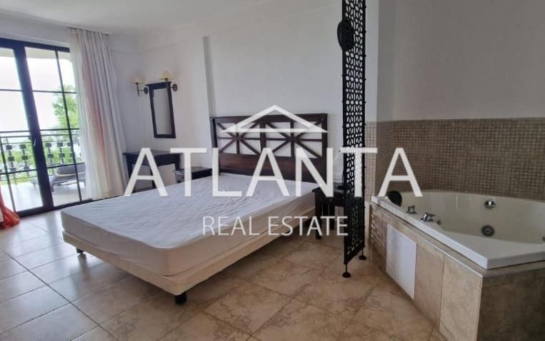 Продава се Тристаен апартамент в Обзор - 124 кв.м за 486 €/кв.м - Снимка #6