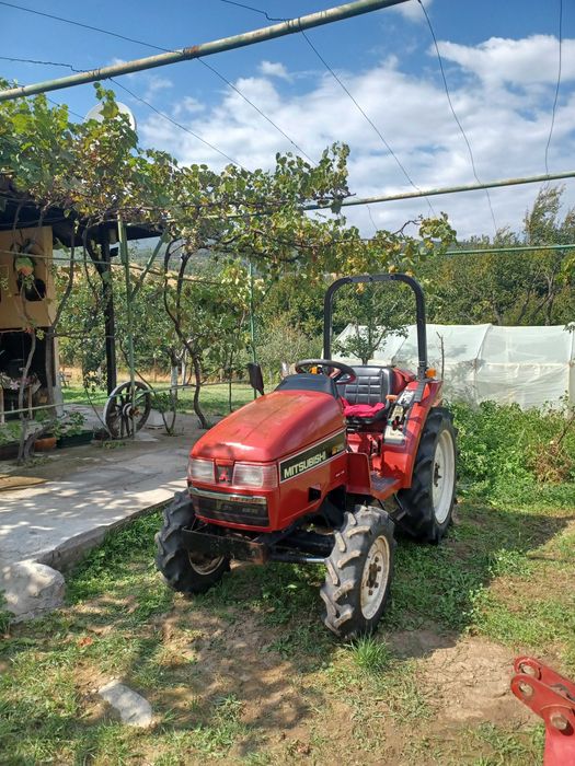 Трактор  Mitsubishi МТ 25 4х4