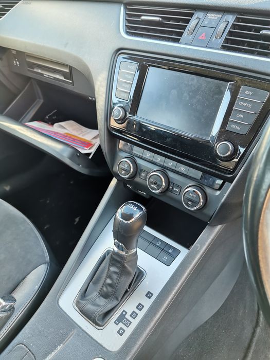 panou clima skoda octavia 3 2013-2017