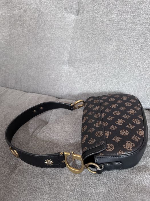 чанта Guess,страхотен модел