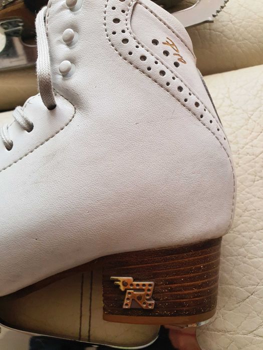 Risport RF3 Pro кънки за фигурно пързаляне