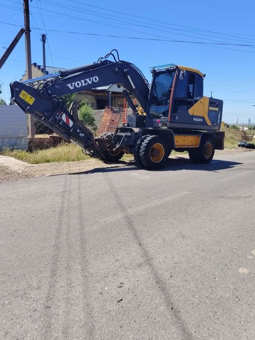 Volvo ew 140 pro sotiladi