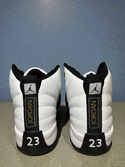 Jordan 12 royal taxi
