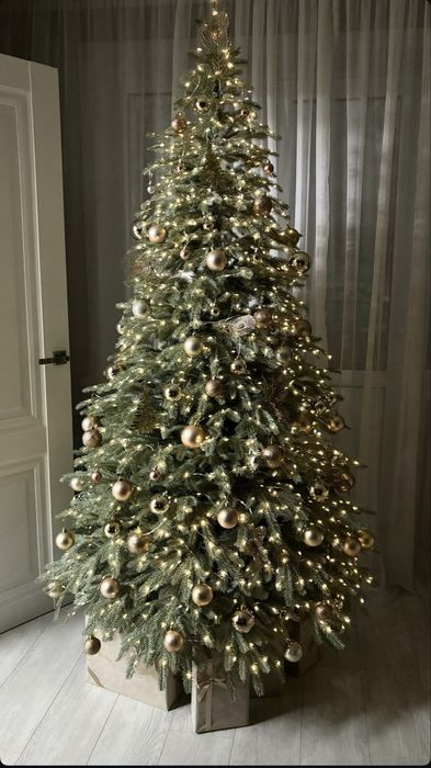 Искусственая елка, голубая ель