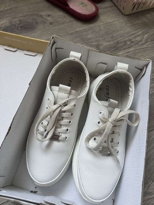 Продам обувь зима/весна/лето