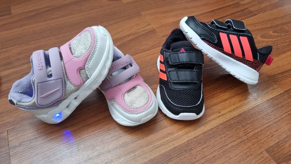 Adidasi Adidas nr 21 + Bonus Sprandi