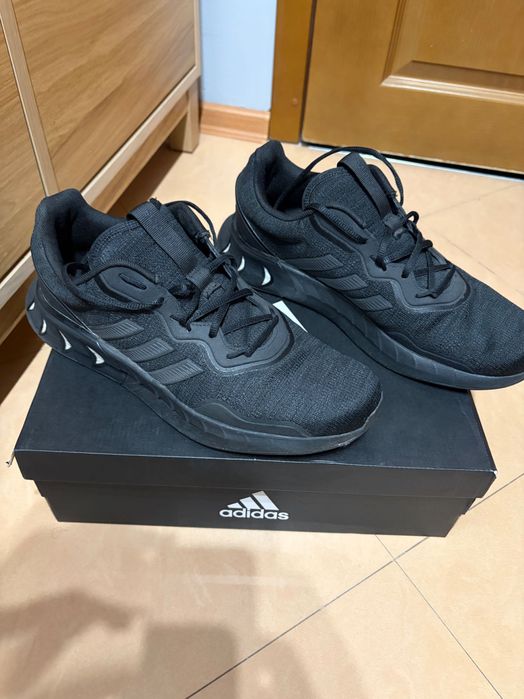 Маратонки ADIDAS