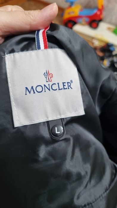 Куртка Moncler размер L