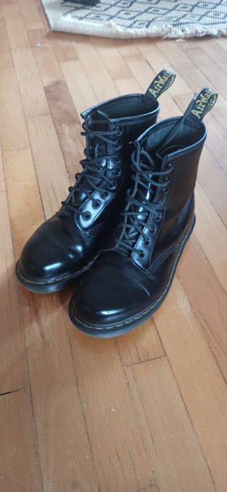 Dr Martens 8 EYE 37