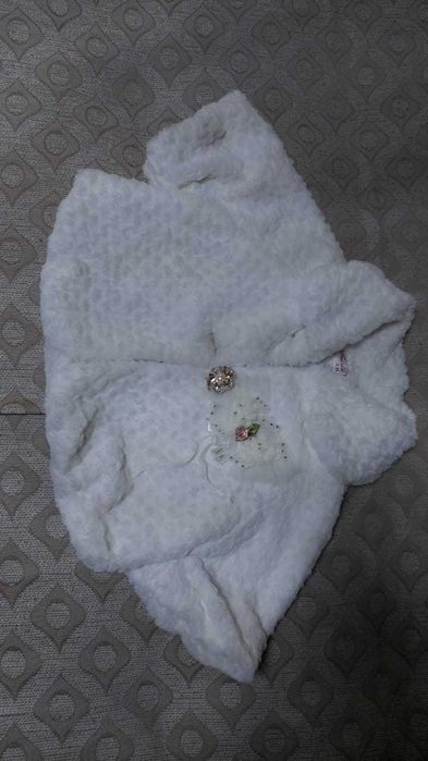 Продам платья на девочку.