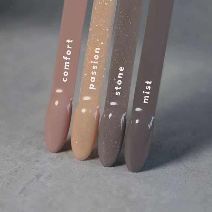 Разпродажба Гел лакове,бази и гелове за маникюр