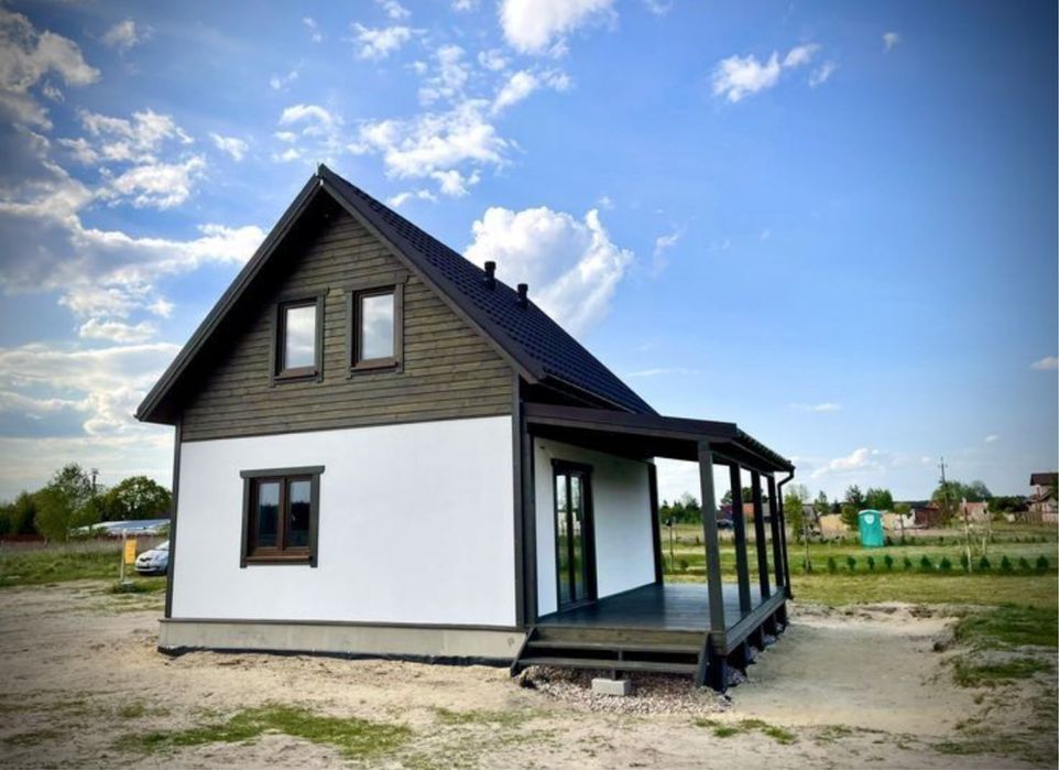 Vand casa pe structura metalica la cheie