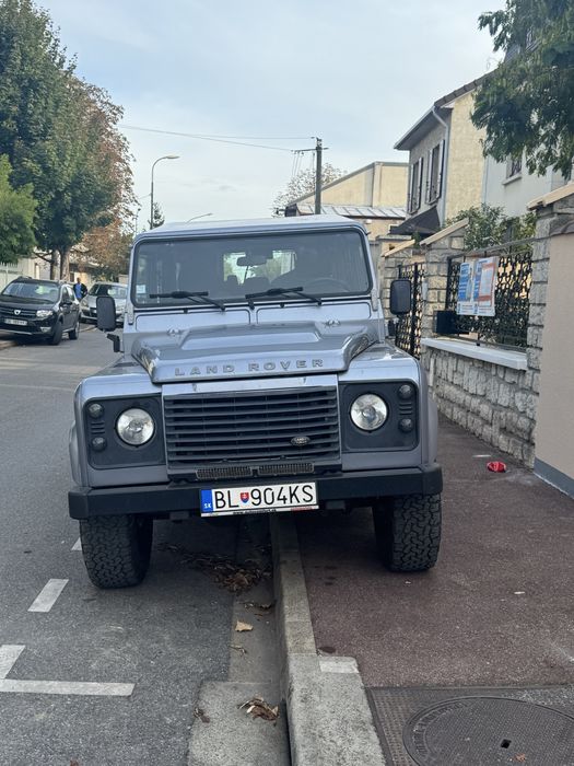 Land Rover Defender 2013